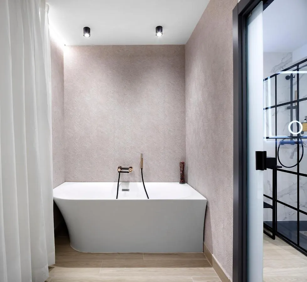 Pension Ama Bilbao Guest house